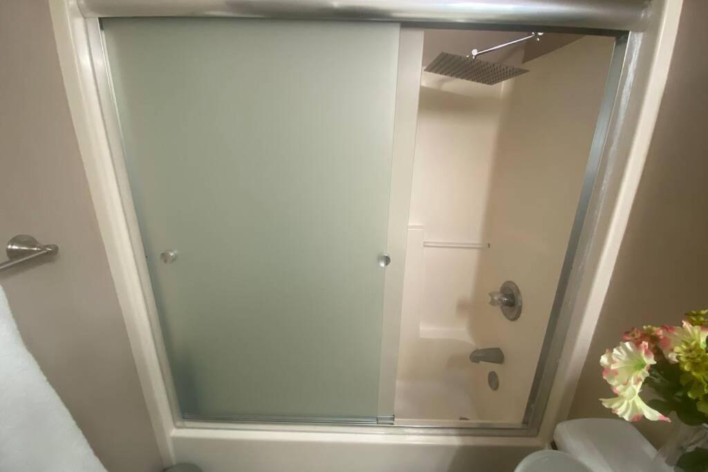 Smart Entire Loft, 3 Bedroom 2 Bath, With 3 Tv 哥伦比亚 外观 照片