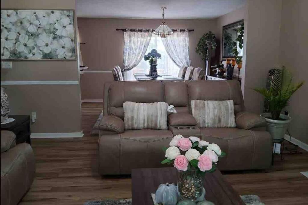 Smart Entire Loft, 3 Bedroom 2 Bath, With 3 Tv 哥伦比亚 外观 照片