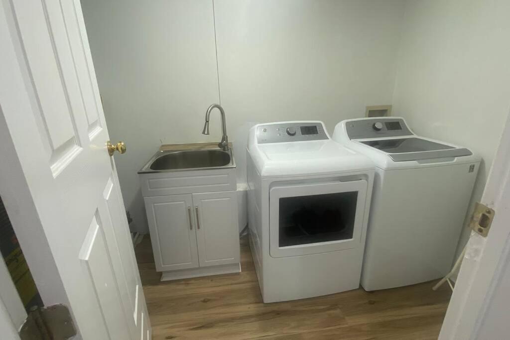 Smart Entire Loft, 3 Bedroom 2 Bath, With 3 Tv 哥伦比亚 外观 照片