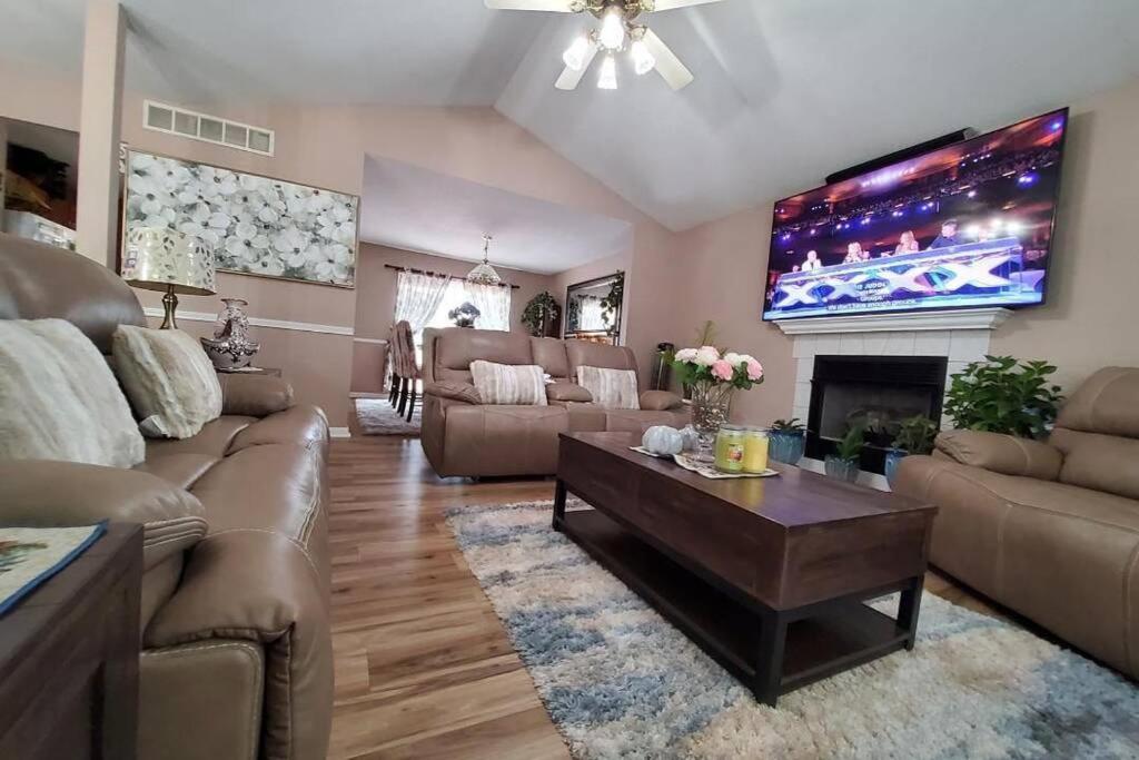 Smart Entire Loft, 3 Bedroom 2 Bath, With 3 Tv 哥伦比亚 外观 照片