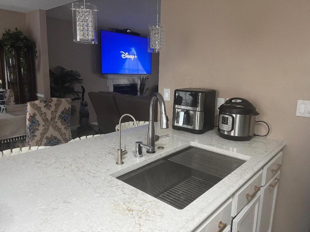 Smart Entire Loft, 3 Bedroom 2 Bath, With 3 Tv 哥伦比亚 外观 照片