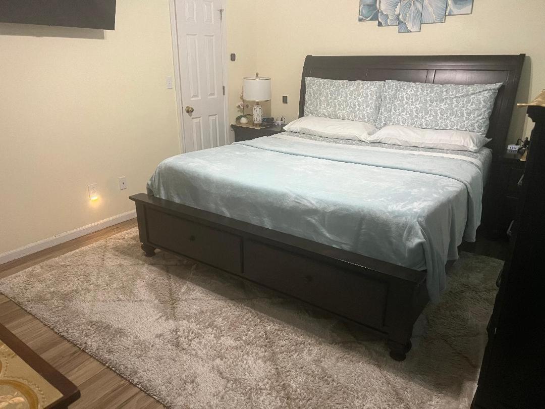 Smart Entire Loft, 3 Bedroom 2 Bath, With 3 Tv 哥伦比亚 外观 照片